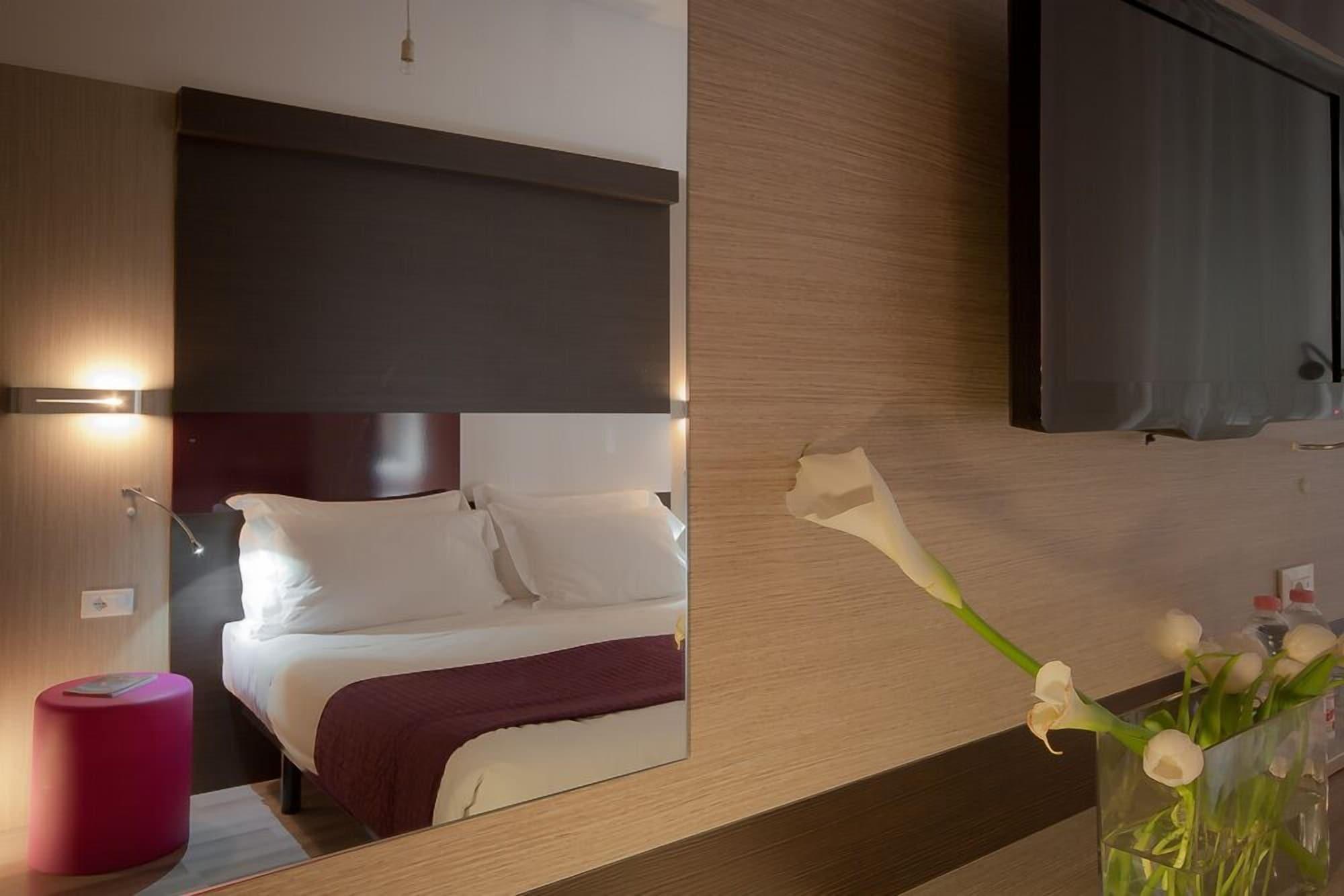 Genius Hotel Downtown Milan Bagian luar foto