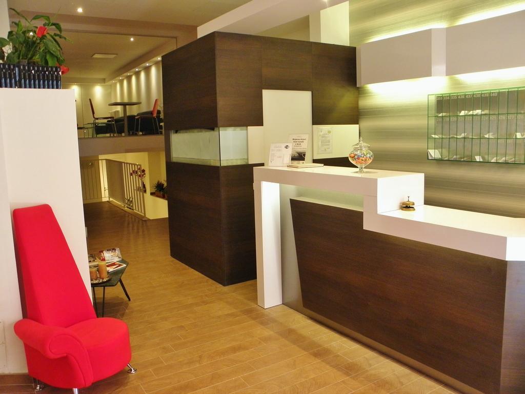 Genius Hotel Downtown Milan Bagian luar foto